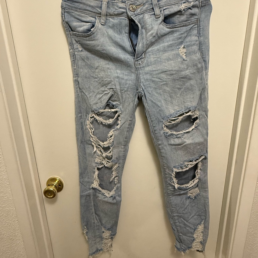 American Eagle Outfitters Light Blue Distressed Boyfriend Jeans